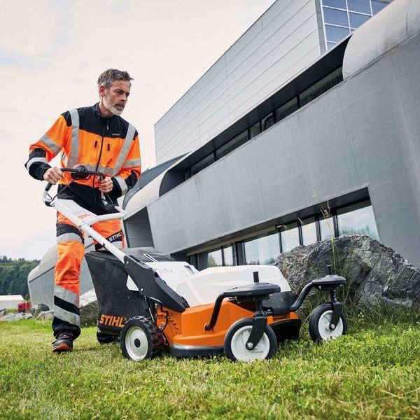 Газонокосилка аккумуляторная STIHL RMA 765 V без аккумулятора и ЗП 63920111400 фото