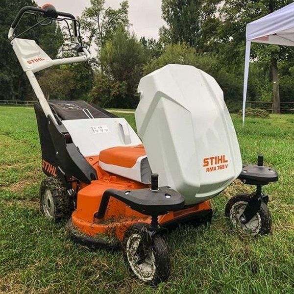 Газонокосилка аккумуляторная STIHL RMA 765 V без аккумулятора и ЗП 63920111400 фото