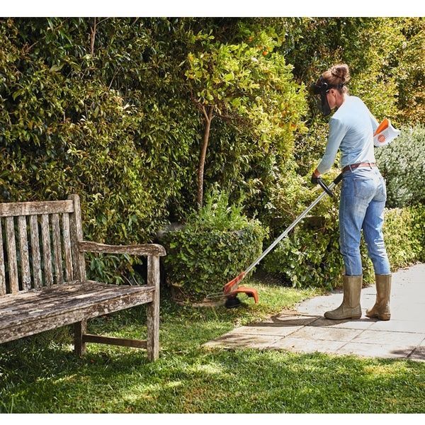 Мотокоса аккумуляторная STIHL FSA 60 FA040115704 фото