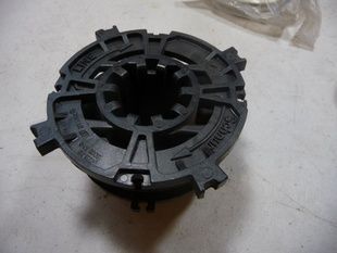 Вставка катушки Stihl арт:40027133003 40027133003 фото